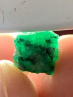 5.65ct Swat Emerald Crystal – Untreated and Naturally Striking - Image 10