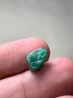 3.950ct Emerald from Swat Valley – A Pure Green Gemstone - Image 3