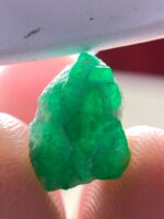 3.950ct Emerald from Swat Valley – A Pure Green Gemstone - Image 6