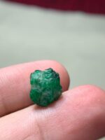 6.45 ct Swat Emerald Crystal (12.61 × 10.73 × 7.22 mm) – Untreated Raw Green Beryl from the Swat Valley, Pakistan - Image 4