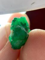 6.45 ct Swat Emerald Crystal (12.61 × 10.73 × 7.22 mm) – Untreated Raw Green Beryl from the Swat Valley, Pakistan - Image 6