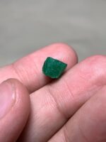Natural Elegance: 4.07ct Emerald Crystal from Swat (7.21 x 8.96 x 8.73 mm) - Image 2