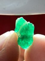 A Closer Look at a 2.37ct Swat Emerald Crystal: Dimensions, Potential and Value - Image 2