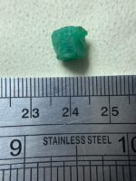 Natural Elegance: 4.07ct Emerald Crystal from Swat (7.21 x 8.96 x 8.73 mm) - Image 9