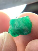The Whispering Crystal – 3.87 ct Swat Emerald - Image 5