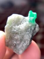 46.40 ct Swat Emerald: A Powerful Crystal Shaped by the Heart of the Mountains - Image 10