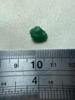New Crystal: 3.26 ct Swat Emerald — Well-Proportioned and Faceting-Ready - Image 9