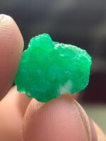 6.51 ct Natural Emerald Crystal from Swat Valley – Substantial Weight with Refined Symmetry - Image 2