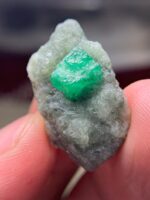 A 20.10-Carat Swat Emerald Specimen: Nature’s Green Architecture - Image 3