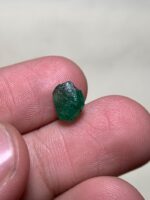 Earth-Grown Elegance: 2.06ct Emerald Crystal from Swat - Image 2