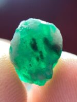 Magnificent 6.00ct Swat Emerald Crystal: A Rare Gem with Exceptional Form and Color - Image 4