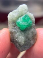A 20.10-Carat Swat Emerald Specimen: Nature’s Green Architecture - Image 8