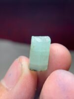 Small but Striking: 7.75ct Laghman Emerald Crystal – A Gem of Precision - Image 2