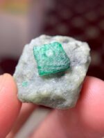 41-Carat Emerald Specimen from Swat: A Mid-Sized Crystal with Vibrant Color (25.10 × 21.00 × 10.70 mm) - Image 4