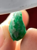 Pure and Powerful: 10.90ct Emerald Crystal from Swat Valley - Image 5