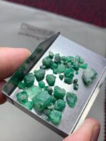 34.51ct Swat Emerald Rough Lot – Naturally Sculpted, Ready for Transformation - Image 10