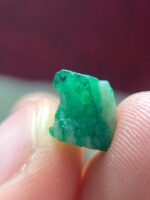 Vibrant 7.20ct Emerald Crystal from Swat Valley, Pakistan - Image 4