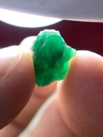 4.96ct Swat Emerald Crystal: A Small but Spectacular Gem from Pakistan’s Green Valley - Image 5