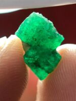 Pure Green Geometry: A 3.55ct Emerald Crystal from Swat Valley - Image 5