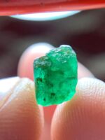 Panjshir Emerald Mini Marvel – 1.85 Carat Crystal - Image 3