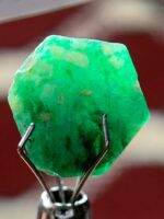 A Rare Gem — The 9.15-Carat Swat Emerald Crystal - Image 2