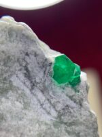 73.60 ct Emerald Specimen from Swat Valley (29.06 × 22.00 × 13.76 mm): A Natural Treasure - Image 6