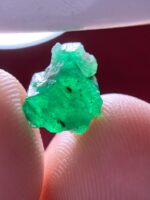 Natural Balance: A 2.70ct Emerald Crystal from Swat Valley - Image 9