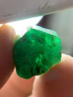A Rare Gem — The 9.15-Carat Swat Emerald Crystal - Image 10