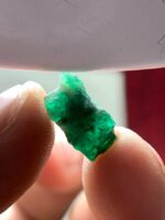 3.97ct Swat Emerald Crystal – Natural Green Beauty in Raw Form - Image 3