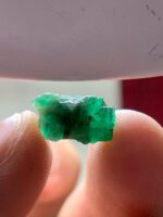 3.97ct Swat Emerald Crystal – Natural Green Beauty in Raw Form - Image 4