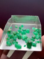 22.65 ct Untreated Emerald Lot from Swat (7.92 × 7.20 × 4.07 mm): Nature’s Finest in Miniature - Image 5