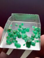 22.65 ct Untreated Emerald Lot from Swat (7.92 × 7.20 × 4.07 mm): Nature’s Finest in Miniature - Image 6