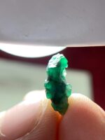 3.97ct Swat Emerald Crystal – Natural Green Beauty in Raw Form - Image 7