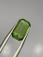 3.90 ct Peridot from Mansehra, Pakistan - Image 8