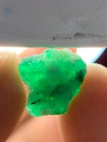 Beautiful 3.50ct Swat Emerald Crystal with Strong Shape - Image 4