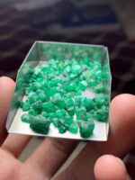 46.45 ct Swat Emerald Rough Lot: Fine with Strong Total Weight - Image 6
