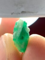 Beautiful 3.50ct Swat Emerald Crystal with Strong Shape - Image 5