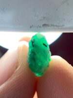 Beautiful 3.50ct Swat Emerald Crystal with Strong Shape - Image 8