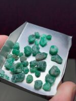 38.95ct Swat Emerald Rough Lot – Untreated Natural Gemstones | 9.37 x 6.20 x 5.27 mm - Image 2