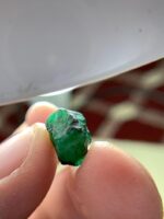 5.61 ct Swat Emerald Crystal – Compact Elegance in Vivid Green - Image 8