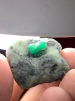 97 ct Natural Emerald Specimen from Swat — Deep Green Collector’s Crystal - Image 3