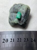 97 ct Natural Emerald Specimen from Swat — Deep Green Collector’s Crystal - Image 8