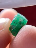 Balanced Brilliance: A 3.11ct Emerald Crystal from Swat Valley - Image 9