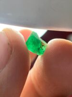 2.00ct Swat Emerald Crystal: Compact Brilliance from the Heart of the Valley - Image 2