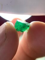 2.00ct Swat Emerald Crystal: Compact Brilliance from the Heart of the Valley - Image 4