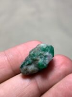 22.75ct Swat Emerald Crystal – Majestic Natural Beauty (22.67 × 14.43 × 12.87 mm) - Image 3