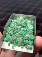 A Stunning 80.50-Carat Rough Emerald from Swat - Image 3
