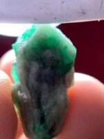 22.75ct Swat Emerald Crystal – Majestic Natural Beauty (22.67 × 14.43 × 12.87 mm) - Image 6