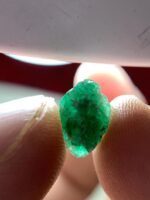 2.510 ct Natural Emerald Crystal from Swat — Raw & Authentic Green Gemstone - Image 4