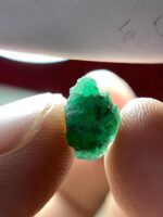 2.510 ct Natural Emerald Crystal from Swat — Raw & Authentic Green Gemstone - Image 5